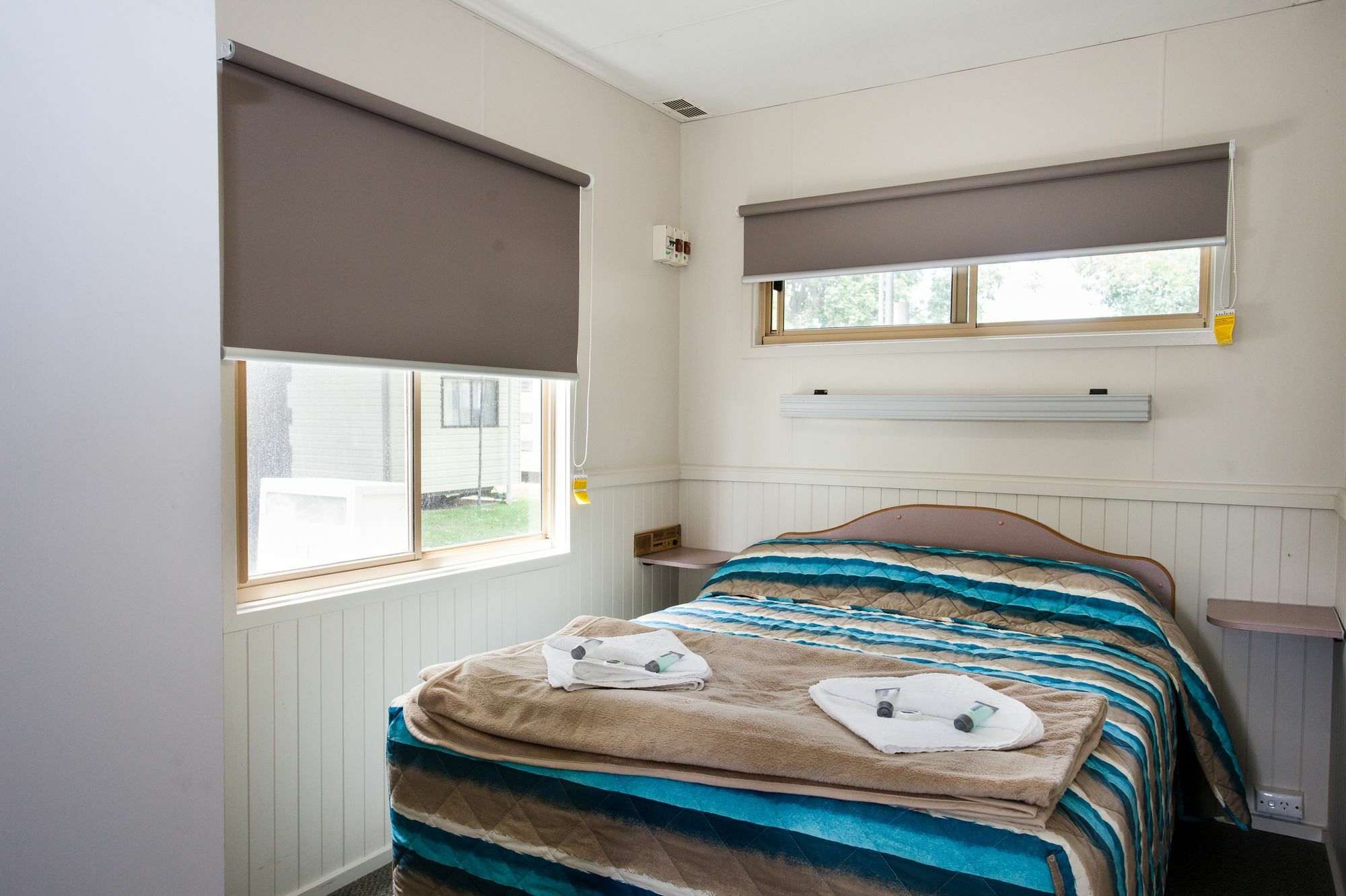 Nrma Bairnsdale Riverside Holiday Park Экстерьер фото