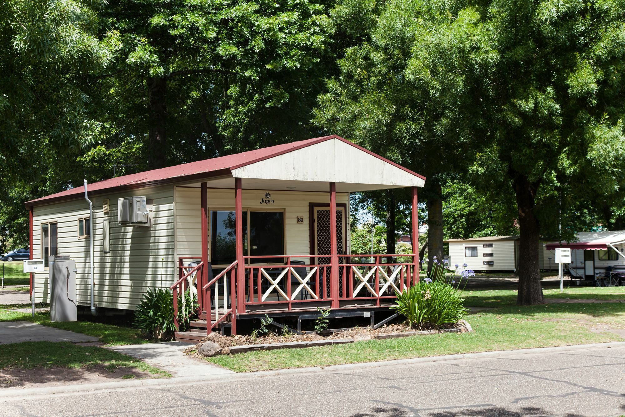 Nrma Bairnsdale Riverside Holiday Park Экстерьер фото